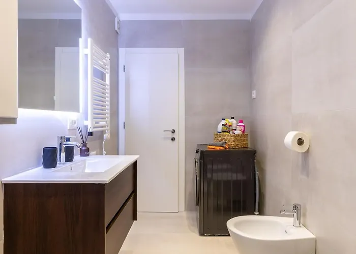 Urban Nest 아파트 *